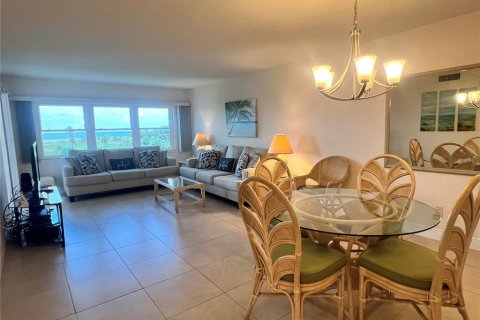 Copropriété à louer à Clearwater, Floride: 2 chambres, 103.21 m2 № 2298991 - photo 8