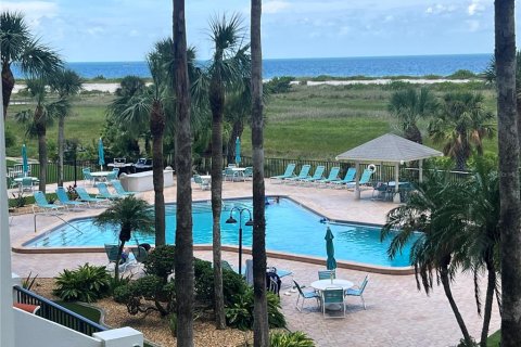 Condo à Clearwater, Floride, 2 chambres  № 2298991