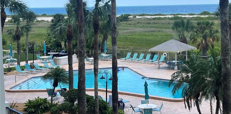 Condo à Clearwater, Floride, 2 chambres  № 2298991