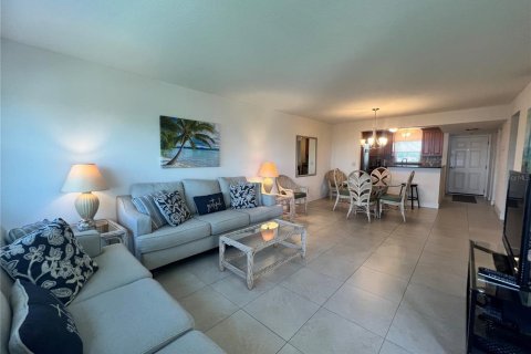 Copropriété à louer à Clearwater, Floride: 2 chambres, 103.21 m2 № 2298991 - photo 7