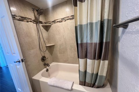 Copropriété à louer à Clearwater, Floride: 2 chambres, 103.21 m2 № 2298991 - photo 18