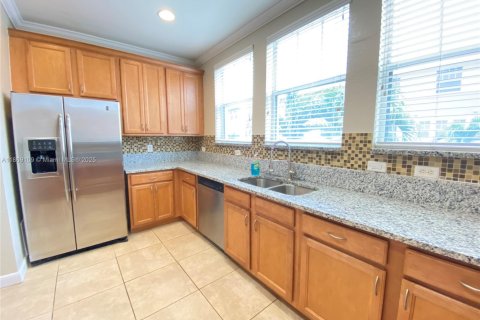 Townhouse in West Palm Beach, Florida 2 bedrooms, 134.52 sq.m. № 1895753 - photo 12