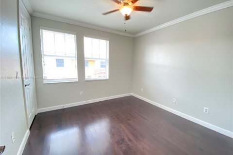 Townhouse in West Palm Beach, Florida 2 bedrooms, 134.52 sq.m. № 1895753 - photo 14