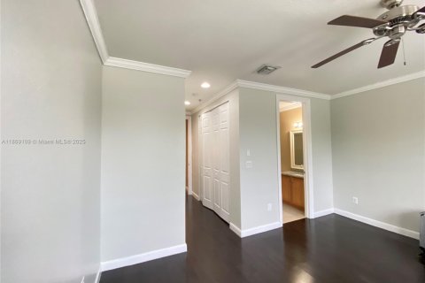 Townhouse in West Palm Beach, Florida 2 bedrooms, 134.52 sq.m. № 1895753 - photo 18