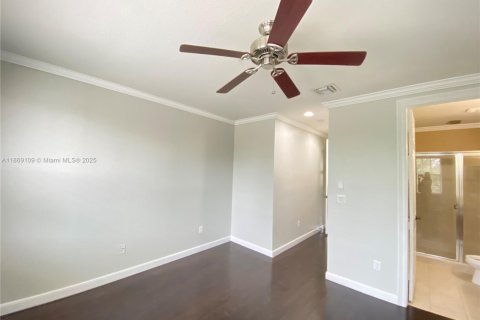 Townhouse in West Palm Beach, Florida 2 bedrooms, 134.52 sq.m. № 1895753 - photo 17