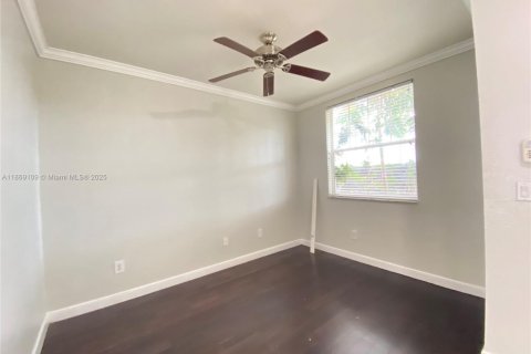 Townhouse in West Palm Beach, Florida 2 bedrooms, 134.52 sq.m. № 1895753 - photo 19