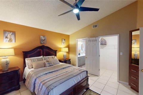 Villa ou maison à louer à Kissimmee, Floride: 3 chambres, 152.55 m2 № 1857622 - photo 15