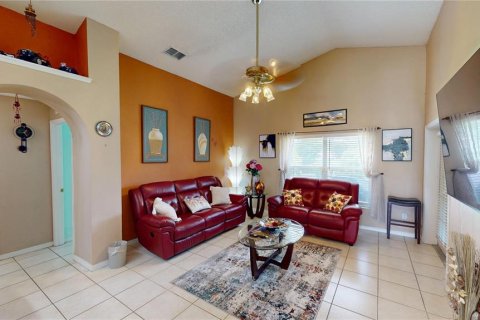 Villa ou maison à louer à Kissimmee, Floride: 3 chambres, 152.55 m2 № 1857622 - photo 3