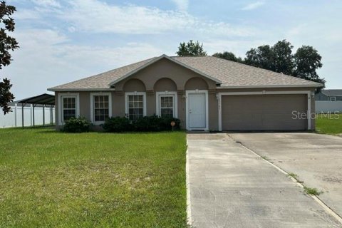 House in Ocala, Florida 4 bedrooms, 193.98 sq.m. № 2219399