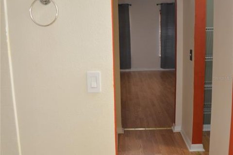 House in Ocala, Florida 4 bedrooms, 193.98 sq.m. № 2219399 - photo 11
