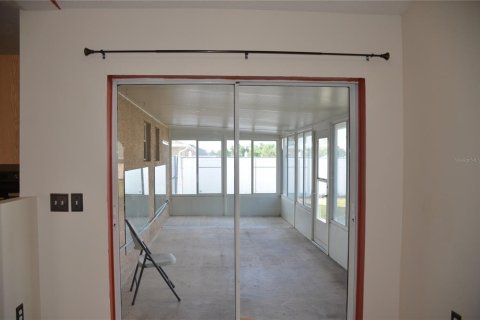 House in Ocala, Florida 4 bedrooms, 193.98 sq.m. № 2219399 - photo 8