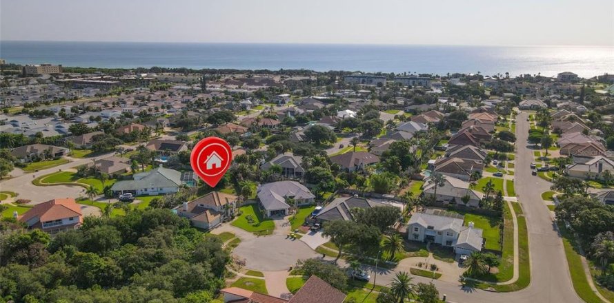 Casa en Indialantic, Florida 4 dormitorios, 248.23 m2 № 2330283