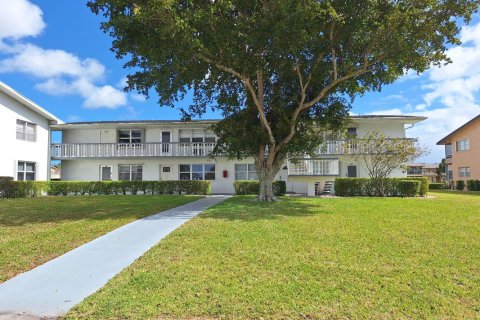 Condo in West Palm Beach, Florida, 1 bedroom  № 2241928 - photo 28