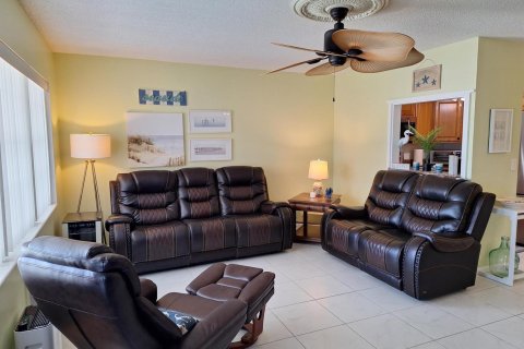 Condo in West Palm Beach, Florida, 1 bedroom  № 2241928 - photo 3