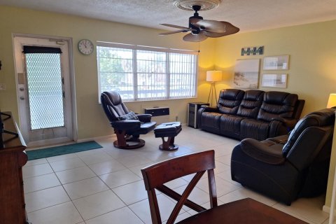Condo in West Palm Beach, Florida, 1 bedroom  № 2241928 - photo 9