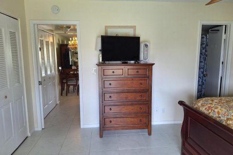 Condo in West Palm Beach, Florida, 1 bedroom  № 2241928 - photo 21