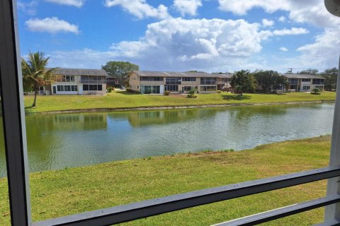 Condo in West Palm Beach, Florida, 1 bedroom  № 2241928 - photo 24
