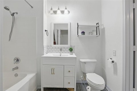 Condominio en venta en Orlando, Florida, 2 dormitorios, 97.83 m2 № 1649357 - foto 17