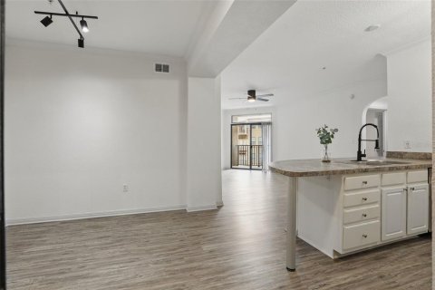 Condominio en venta en Orlando, Florida, 2 dormitorios, 97.83 m2 № 1649357 - foto 6