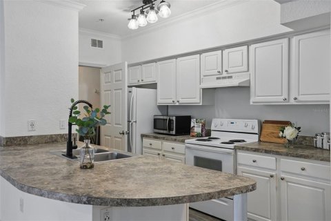 Condominio en venta en Orlando, Florida, 2 dormitorios, 97.83 m2 № 1649357 - foto 3