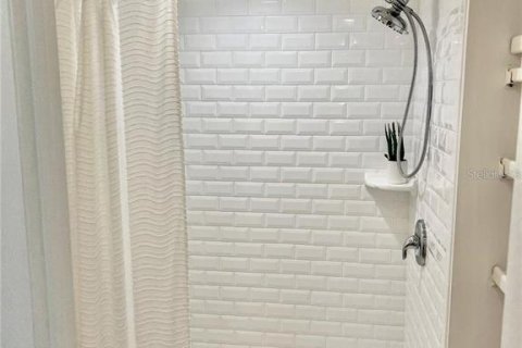Снять в аренду кондоминиум в Сарасота, Флорида 4 комнаты, 104.52м2, № 1831363 - фото 14