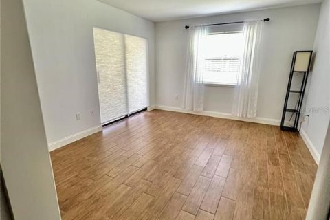 Снять в аренду кондоминиум в Сарасота, Флорида 4 комнаты, 104.52м2, № 1831363 - фото 17