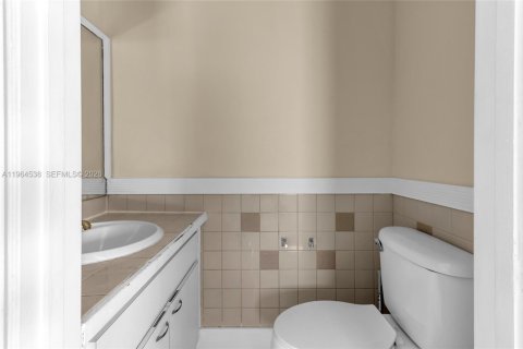 Casa en alquiler en Homestead, Florida, 3 dormitorios, 137.96 m2 № 2026434 - foto 11