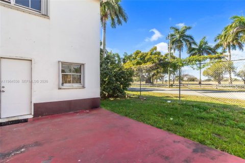 Casa en alquiler en Homestead, Florida, 3 dormitorios, 137.96 m2 № 2026434 - foto 22