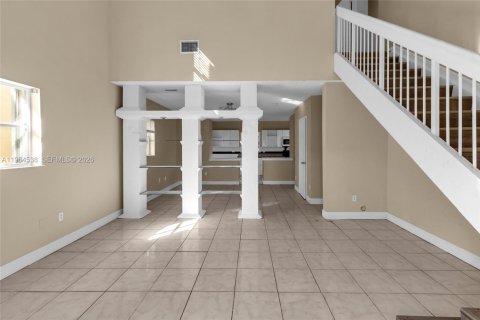 Casa en alquiler en Homestead, Florida, 3 dormitorios, 137.96 m2 № 2026434 - foto 3