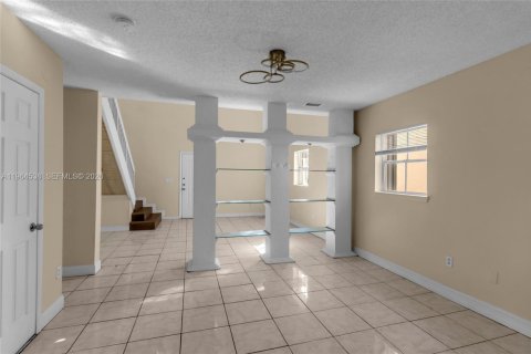 Casa en alquiler en Homestead, Florida, 3 dormitorios, 137.96 m2 № 2026434 - foto 6