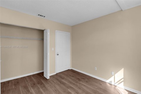 Casa en alquiler en Homestead, Florida, 3 dormitorios, 137.96 m2 № 2026434 - foto 18