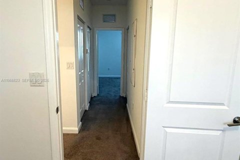Adosado en alquiler en Homestead, Florida, 3 dormitorios, 123.37 m2 № 2028248 - foto 11