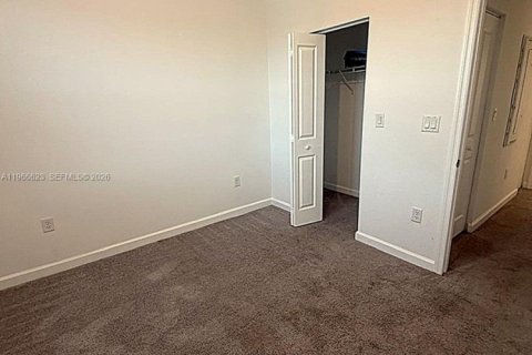 Adosado en alquiler en Homestead, Florida, 3 dormitorios, 123.37 m2 № 2028248 - foto 12