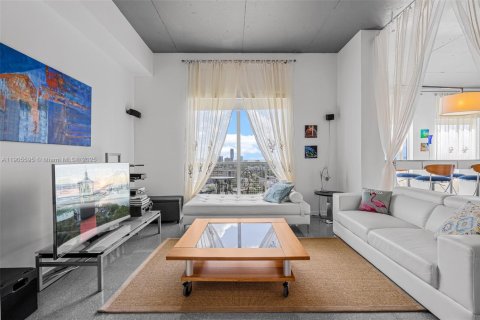 Снять в аренду кондоминиум в Майами, Флорида 2 спальни, 93.83м2, № 1957262 - фото 9