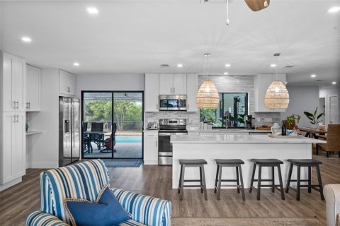 Casa en venta en Venice, Florida, 4 dormitorios, 166.11 m2 № 1900669 - foto 14