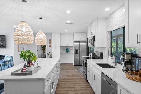 Casa en venta en Venice, Florida, 4 dormitorios, 166.11 m2 № 1900669 - foto 16