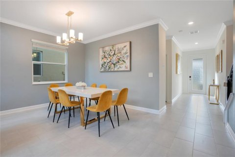 Casa en venta en Davenport, Florida, 5 dormitorios, 286.23 m2 № 1559372 - foto 5