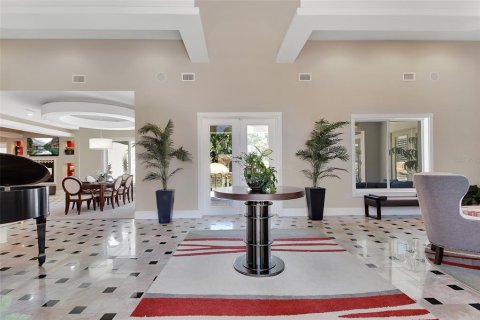 House in DeLand, Florida 5 bedrooms, 428 sq.m. № 1684458 - photo 3
