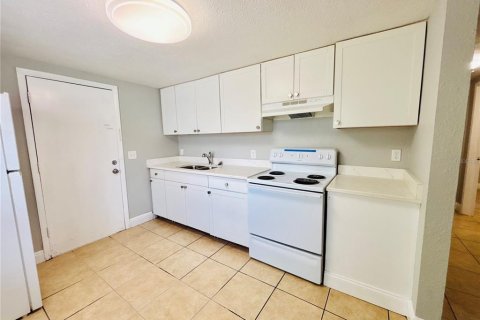 Apartamento en alquiler en Tampa, Florida, 2 dormitorios, 69.68 m2 № 2118187 - foto 5