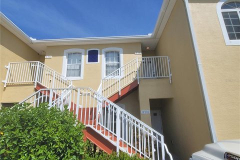 Condo à Poinciana, Floride, 3 chambres № 2373605