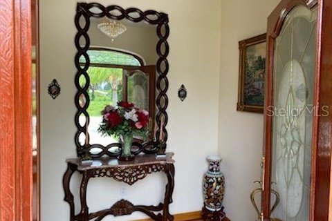 House in North Port, Florida 5 bedrooms, 224.82 sq.m. № 2139012 - photo 5