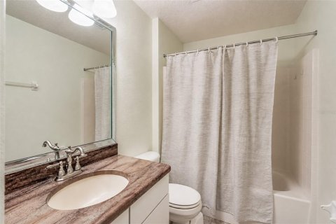 House in Minneola, Florida 3 bedrooms, 165.83 sq.m. № 2348228 - photo 23