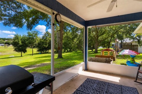 House in Minneola, Florida 3 bedrooms, 165.83 sq.m. № 2348228 - photo 26
