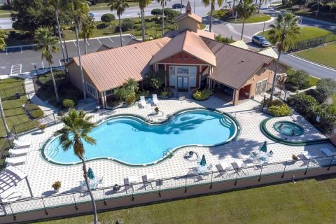Immobilier commercial à vendre à Kissimmee, Floride: 24 chambres, 1115.2 m2 № 2097314 - photo 8