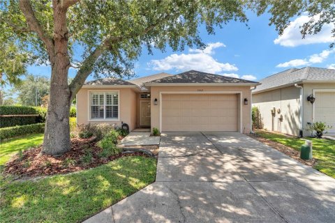 House in Ocala, Florida 2 bedrooms, 113.06 sq.m. № 2296452