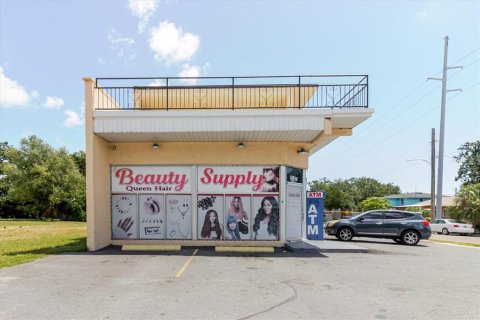 Commercial property in Saint Petersburg, Florida 309.83 sq.m. № 1915910 - photo 7