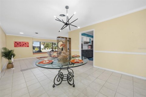 Villa ou maison à vendre à Ormond Beach, Floride: 2 chambres, 191.38 m2 № 2419243 - photo 14