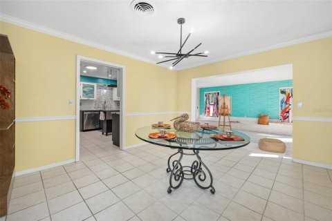 Villa ou maison à vendre à Ormond Beach, Floride: 2 chambres, 191.38 m2 № 2419243 - photo 13