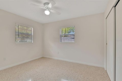 Casa en alquiler en Tampa, Florida, 3 dormitorios, 139.35 m2 № 1866573 - foto 16