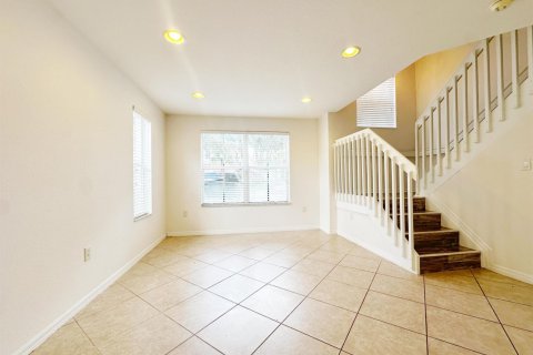 Copropriété à louer à Miramar, Floride: 3 chambres, 114.73 m2 № 2260107 - photo 2